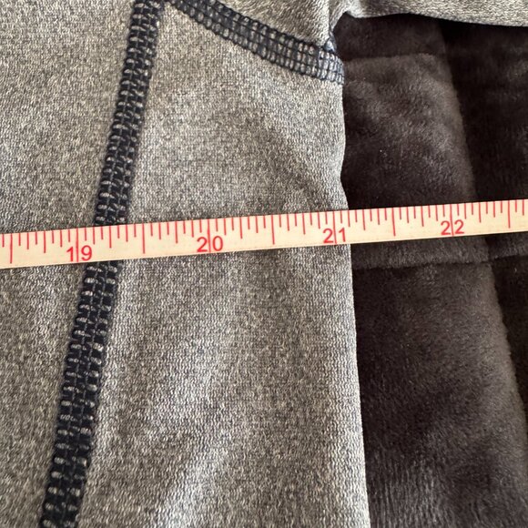 The North Face ® Tech 1/4-Zip Fleece Urban Navy Heather MEN'S Pullover - Picture 8 of 10